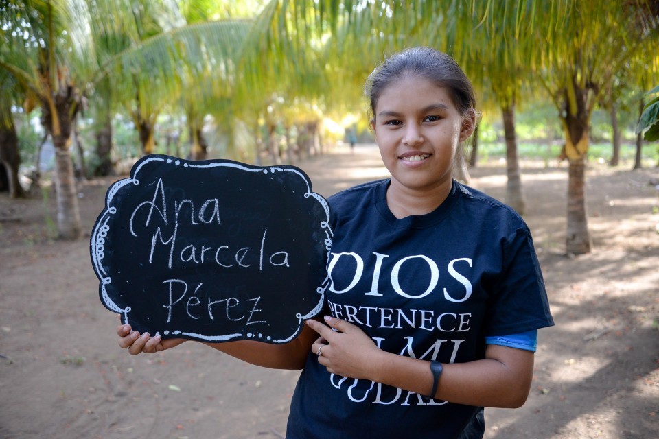 Ana Marcela Perez Alvarez NI-02-016